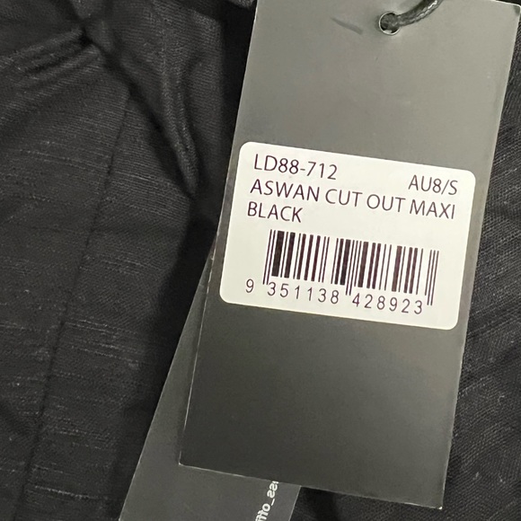 Lioness Aswan Cut Out Maxi Dress - Picture 3 of 6